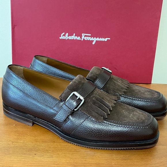 SALVATORE FERRAGAMO TopSz 7 MEN SHOES Brown Suede Fringe Logo Loafer